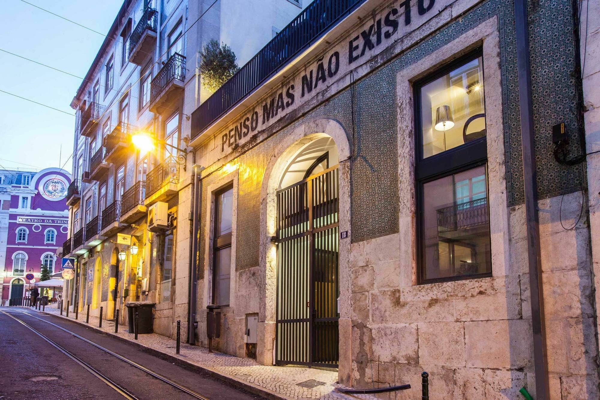 The Old Stables Chiado Apartments Lisbon Luaran gambar
